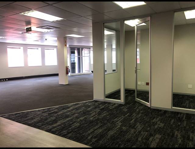 456M² OFFICE TO LET IN ILLOVO